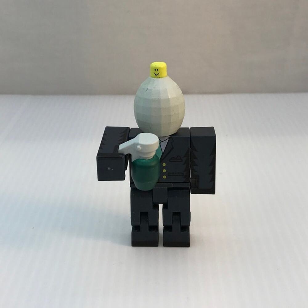 Jazwares Roblox Series 3 Twenty-Two Pillot Figure & Accessories No Code